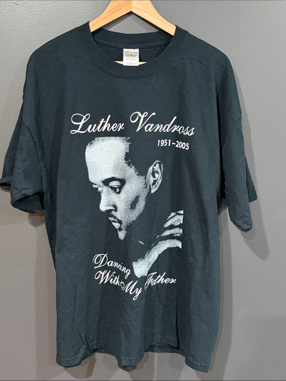 Luther Vandross Tee - Black